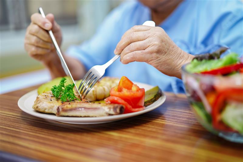 Dental Implants Can Help Seniors Eat Better