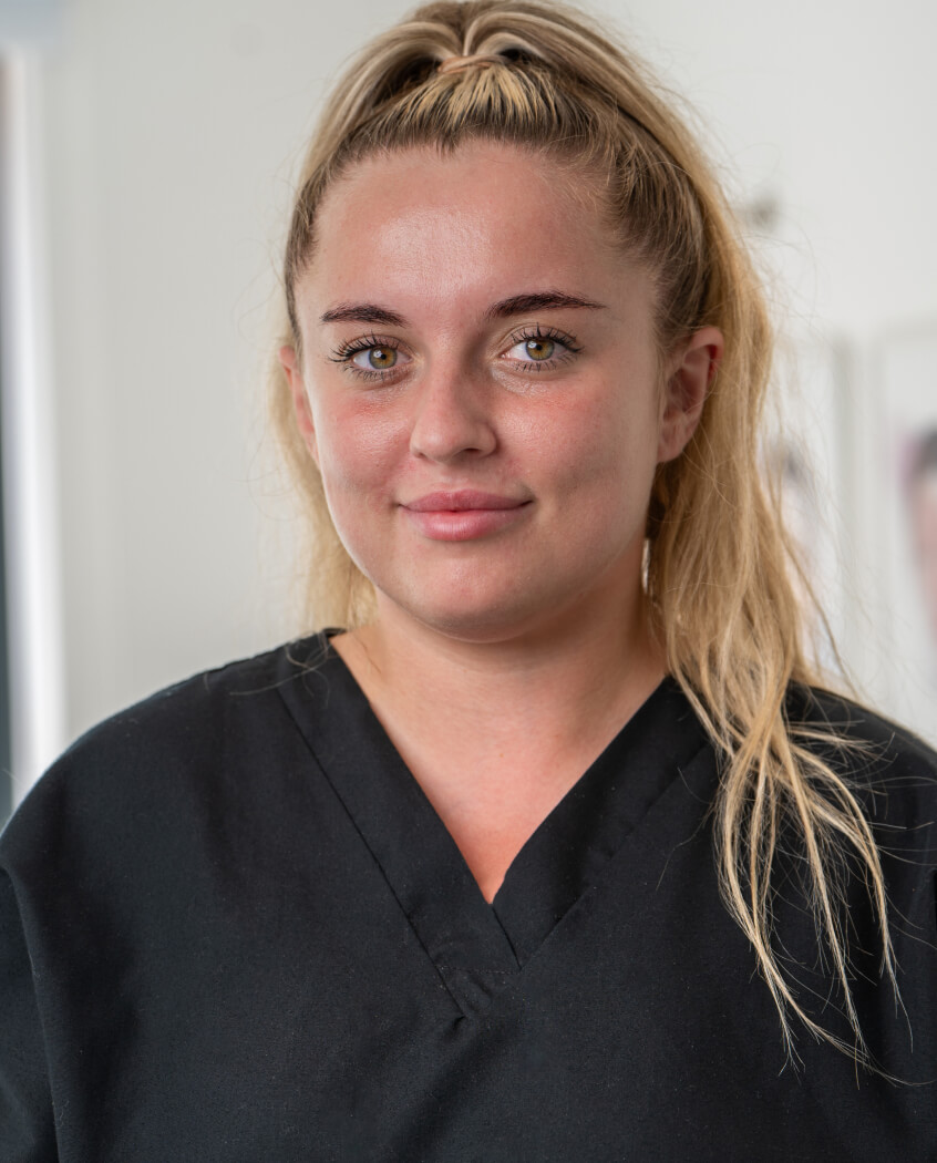 Alisha - Trainee Dental Nurse